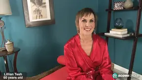 Mature brunette beauty Lillian Tesh deepthroats cock