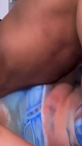 Big Titty Ebunnz Gets Body Painted While Taking BBC