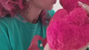 My red teddy smell my morning stinky breath