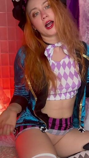 Girl Mad Hatter Got an Interesting Gift for Halloween!