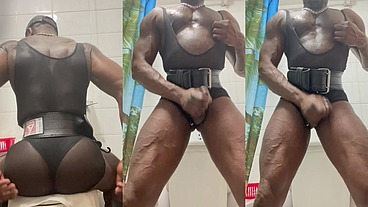 Black Muscle Butt Post Workout Bate Session