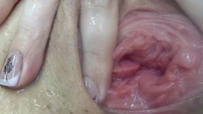 Her Pussy Got Wet Getting Orgasm and Squirting, Close-up