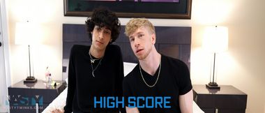 NastyTwinks - High Score - TJ Smokez and Jesse Stone Play Games - High Score Tops!