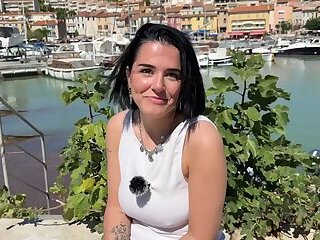 Rose Delacroix De Lille - Rose, 20 Years Old, Veterinary Student In Lille!