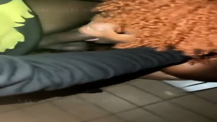 EBONY GIRL BLOWJOB