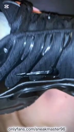 Slave worship Master’s Dirty TNs licking sniffing eating smelly socks stinky feet foot domination