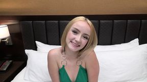 Bubbly chippie's shaved clip