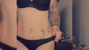 ouf , elle m a vraiment donner chaud cette video regale toi bien