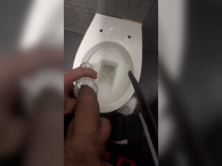 drinking my pee at the disco