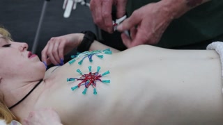 DSC15-3-2) Part 2: Petite spinner Karlee Paige’s First Needle Play with Colored String