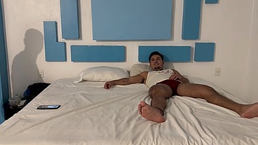 Me folla maduro y me come todo el culo