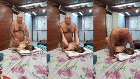 novinha sempre pede--- leitinho quentinho bem la no fundinho--- o coroa sabe obedecer as novinhas