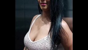 O corno leva a bruna para dar para um f&atilde_ , ela deu gostoso e gozou de verdade, de agora em diante ela vai sair com um f&atilde_ pelo menos uma vez por m&ecirc_s, voc&ecirc_ pode ser o pr&oacute_ximo