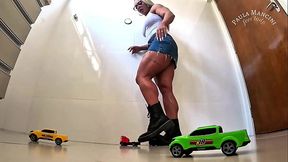 Giantess - crushing toy cars