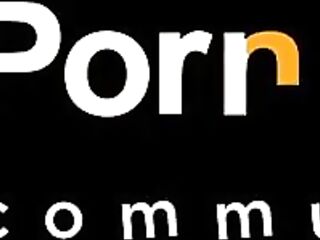 Ebony bimbo squirts and makes gushing sound