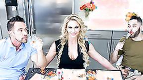 ”Sexy MILF Phoenix Marie gets banged in threesome”