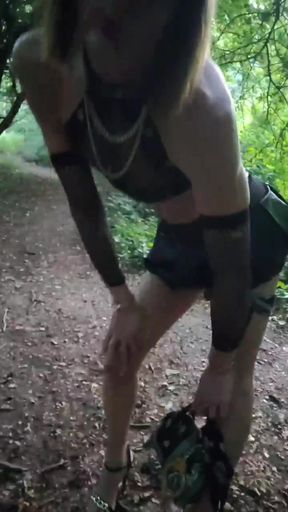 🌳Slut in a Grove [29Jun25] Looking for Cocks. French transvestite exhibition. VaneSsaBiTCHx Brunoy91