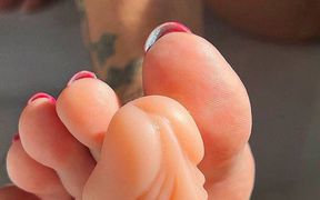 Bare Feet with Long Toes and Footjobs in a Shower