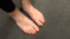 Long Toes Too