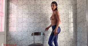 black tranny horny after gym huge cumshot