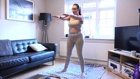 Auntjudys - Busty Milf Kitty Kat Shows Off During Hot Yoga