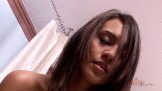 Janice Griffith ngực khủng lên đỉnh dữ dội khi bị quan hệ tình dục qua đường hậu môn sâu