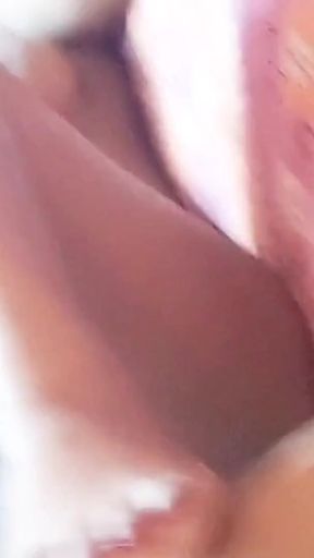 Indian girls having sex in different styles &amp; deep throat blowjob, Desi girl come in mouth, Desi bhabhi beautiful sex   Clip 1