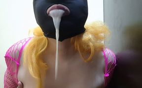 Full My First Time Giving a Blowjob and Eating Cum with a BDSM Blind Mask