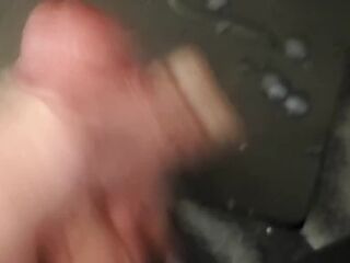 Lots of cum