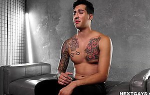 Brandon made sure that Kian will be satisfied and enjoy every inch him