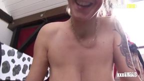 Curious Grannies Ziska and Erna Indulge in a Steamy Threeway Adventure - Amateur Euro Fun!