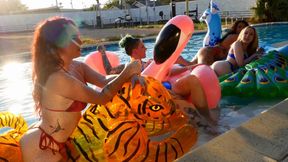 🇺🇸LABOR DAY POOL ORGY🇺🇸✌🏻PART