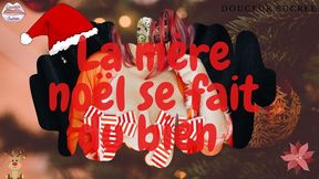 La mère-noël se masturbe