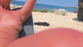 Fingern am Strand