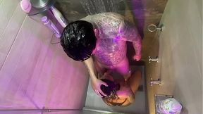 Colombian Babe Adella Rangel loves getting fucked in the shower