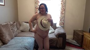 Busty wife dances naked in a straw hat, big bouncing boobs