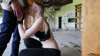 Beautiful Sex With A Beautiful girl In An Abandoned Building