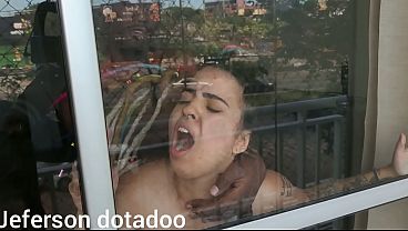 Jeferson dotadoo tranzando na sacada de frente pra avenida