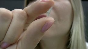 You are the queen of intense nosepicking MP4 HD 720p