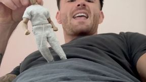 Phil - Live Show (Tiny Prop Shrunken)