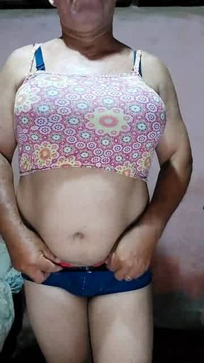 Mostrando minha calcinha