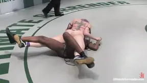 Sensual grappler vs eager newcomer in ultimate pussy-eating contest