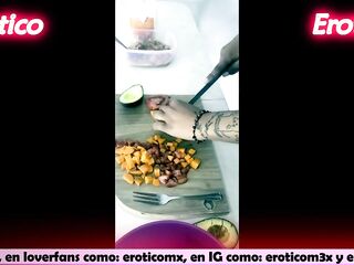 Cocinando Con Erotico, Ensalada de Atun