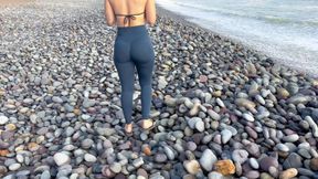tourist noticed I was looking and invited me to his Airbnb - CUM ON CLOTHES