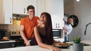 Men: Tasting Maverick's Load