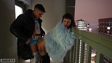 SPONTANEOUS SEX WITH A STRANGER IN AN ELEVATOR, ON A PUBLIC BALCONY, IN THE ENTRANCE (FULL)