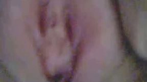 A good erotic chat with Vietnamese webcam girl to seeh er goodies