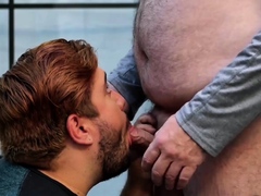 BEARFILMS Fat Bear Tony Marks Sucked By Gay Alezgi Cage