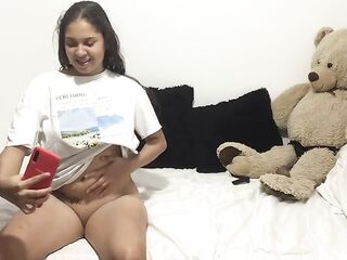 I sex-toy my vagina and make episode for my lover