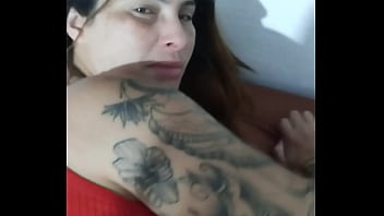 Vou te que arrumar mais macho pra essa puta, ela nã_o se contenta só_ com um